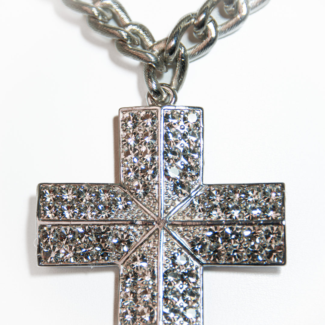 Colar Luminous Crucifix
